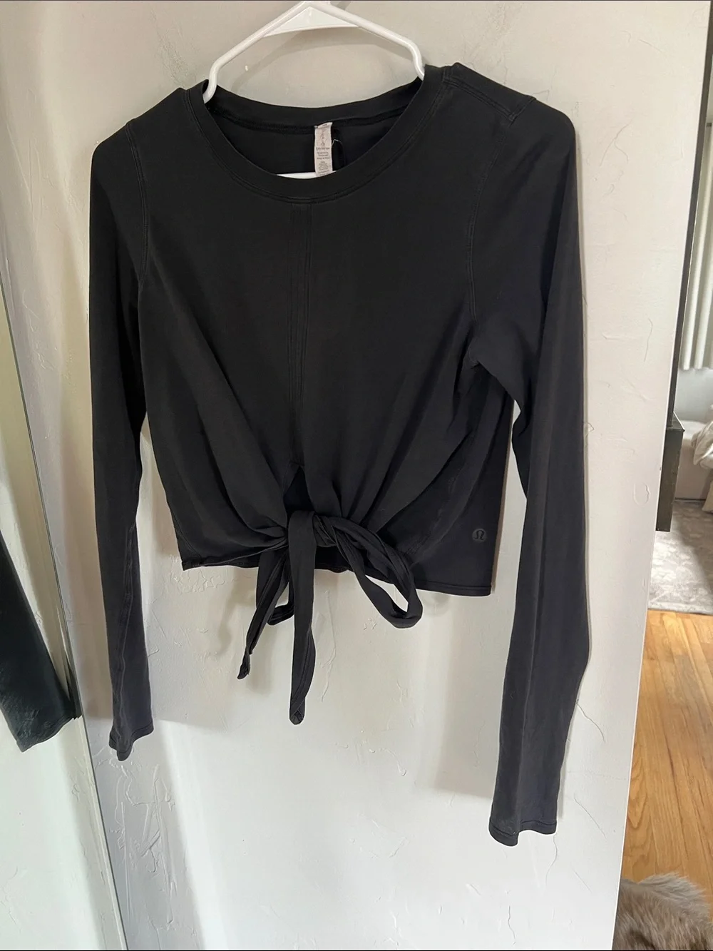 Lululemon time to restore long Sleeve tie shirt